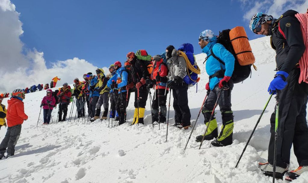 Damavand - Iran Mountaineering & Sport Climbing Federation